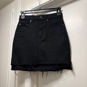 Aritzia Wilfred Free black denim mini-skirt - size 0